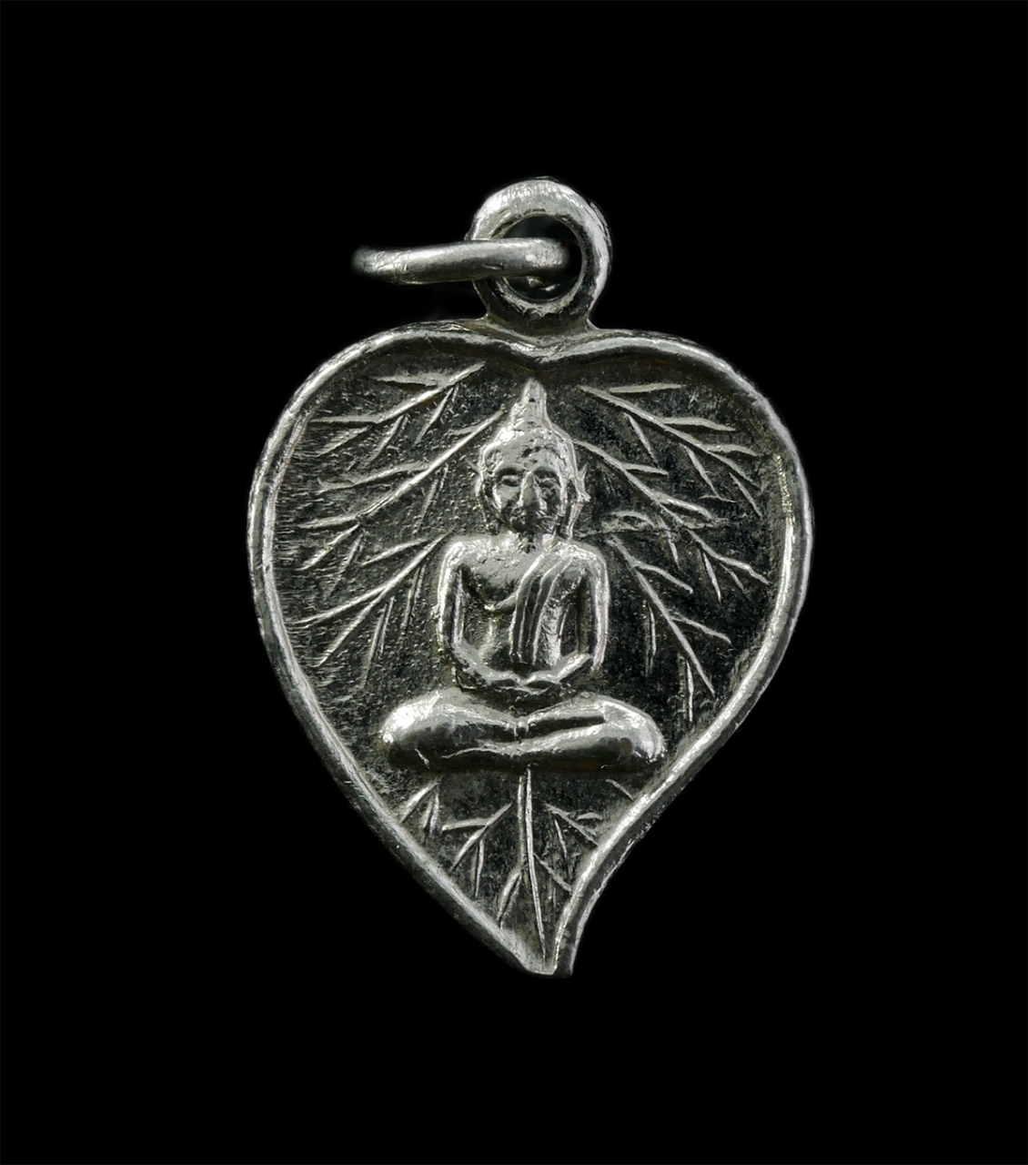 6May25 (96)p.jpg - เหรียญหลวงพ่อโสธร พิมพ์ใบโพธิ์ หลวงพ่อดิ่ง วัดบางวัว จังหวัดฉะเชิงเทรา ปลุกเสก เหรียญกะไหล่เงินชุบนิกเกิล พระเก่าสวย  | https://kamulet.in.th